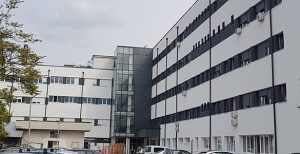 Alarmantno stanje u zdravstvu USK: Bihać ostao bez dostupnog neurohirurga, pacijenti suočeni s ozbiljnim problemima