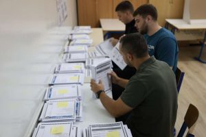 CIK BiH: Glasovi iz dijaspore pristigli, u toku verifikacija, uskoro počinje brojanje